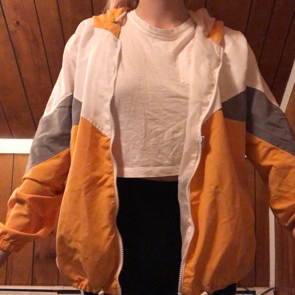 yellow jacket - Picture 2 of 5